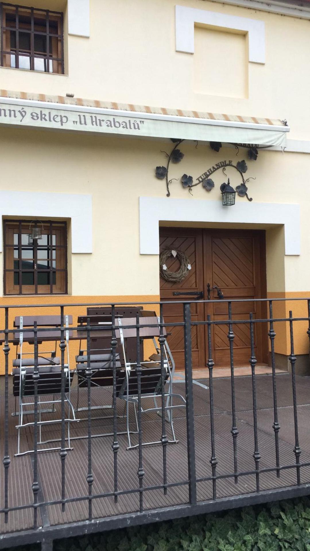 HustopečeSklep U Hrabalu公寓式酒店 外观 照片